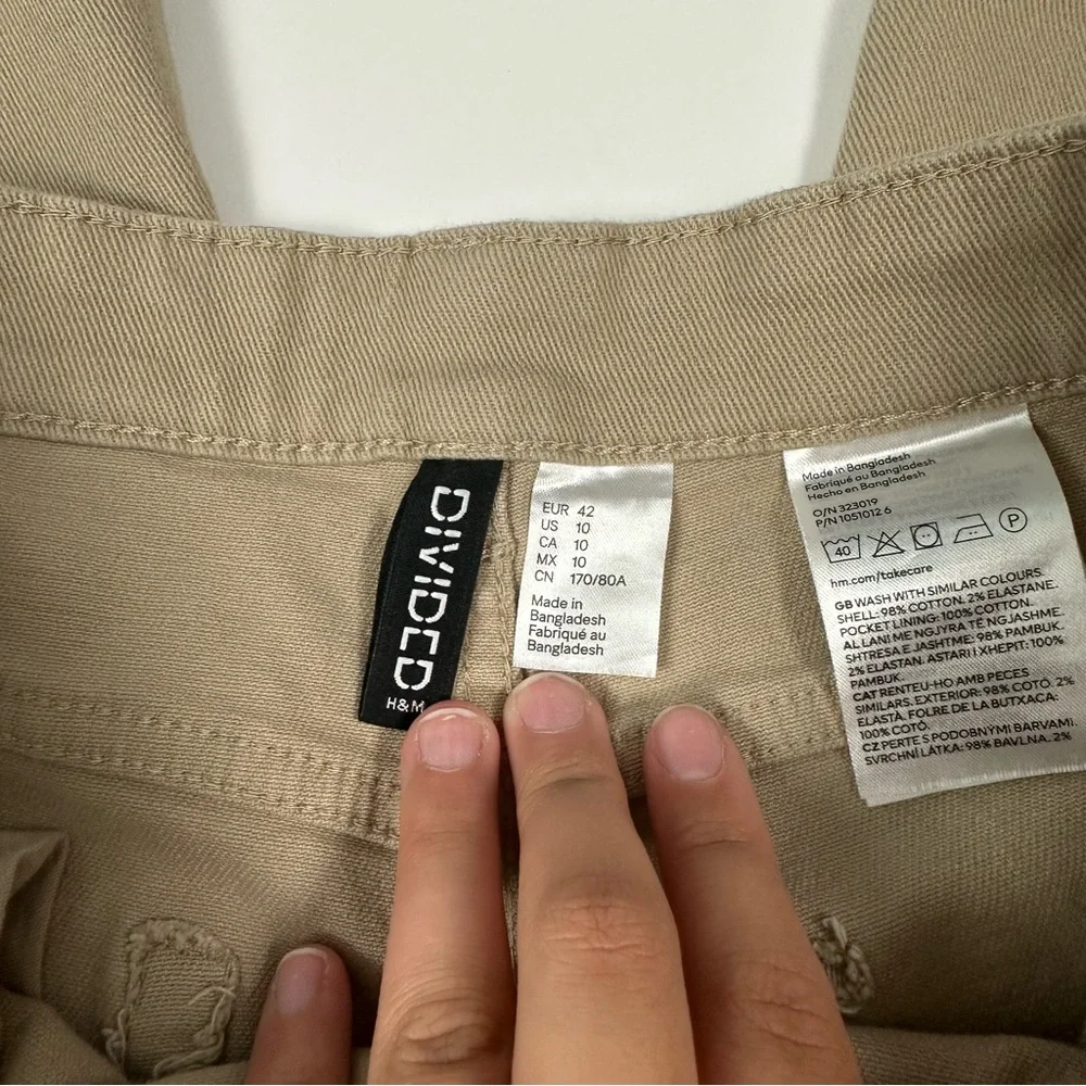 H&M Neutral Jeans - Picture 4 of 4